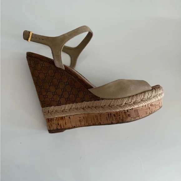 Gucci Women's Beige and Brown Wedge Sandals - Picture 1 of 5
